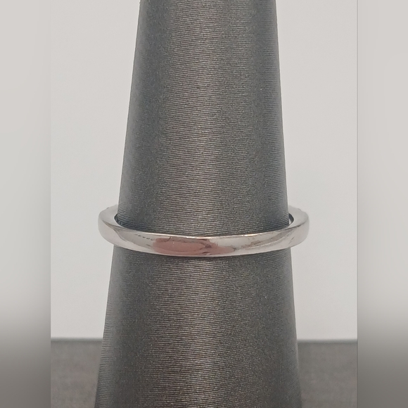 New 18k White Gold Plated Heart-Shaped Pink Ring With Parve Stones Size 6 - Picture 3 of 6